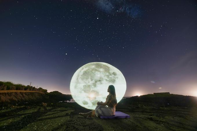 달을 마주 보고